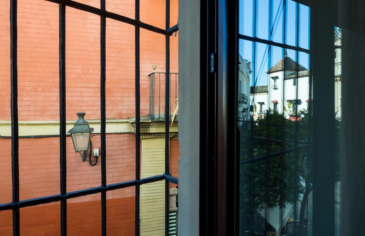 Apartamentos Altamira Seville Exterior photo